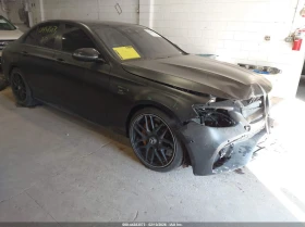 ������ Mercedes-Benz E 63 A...