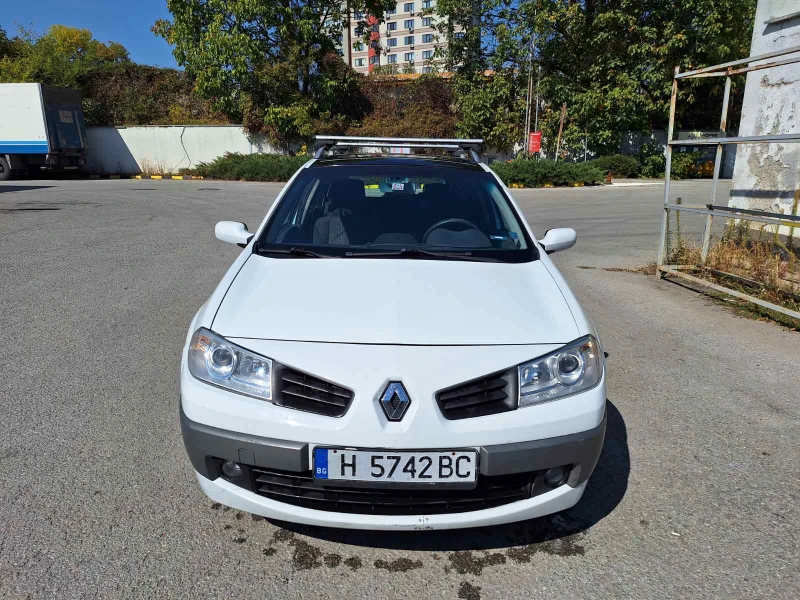 Renault Megane, снимка 1 - Автомобили и джипове - 47364830