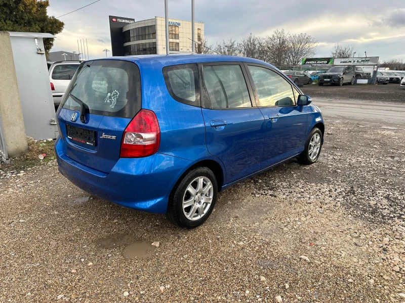 Honda Jazz 1.4 бензин, снимка 4 - Автомобили и джипове - 48282263