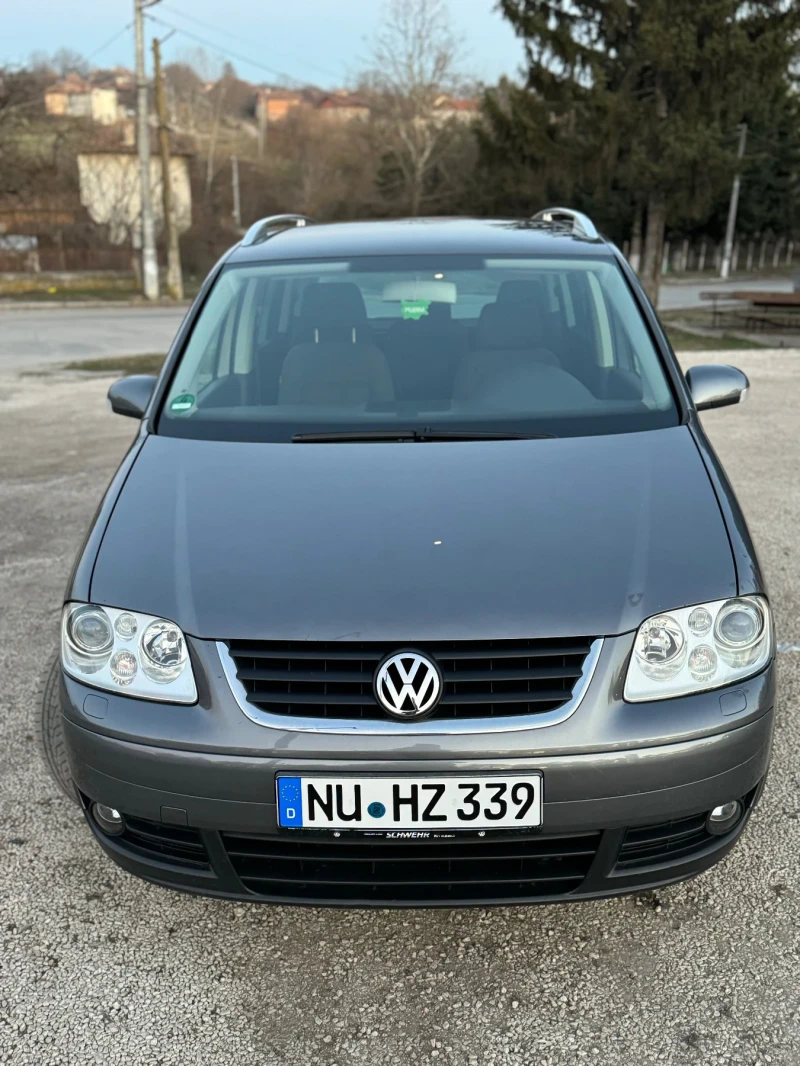 VW Touran, снимка 2 - Автомобили и джипове - 49453227