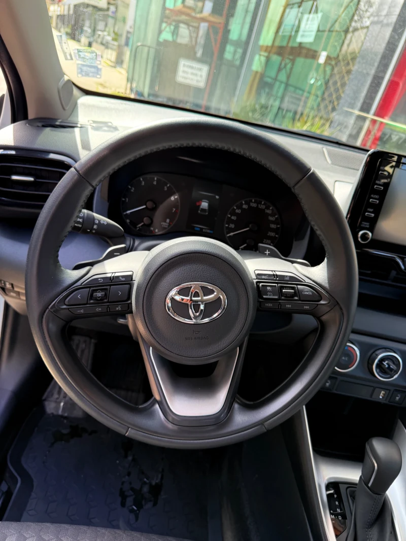 Toyota Yaris 7 ГОДИНИ ГАРАНЦИЯ 6000КМ!!!, снимка 7 - Автомобили и джипове - 49505390