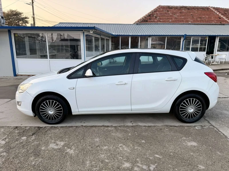 Opel Astra 1.4 БЕНЗИН ЛИЗИНГ, снимка 8 - Автомобили и джипове - 49545186