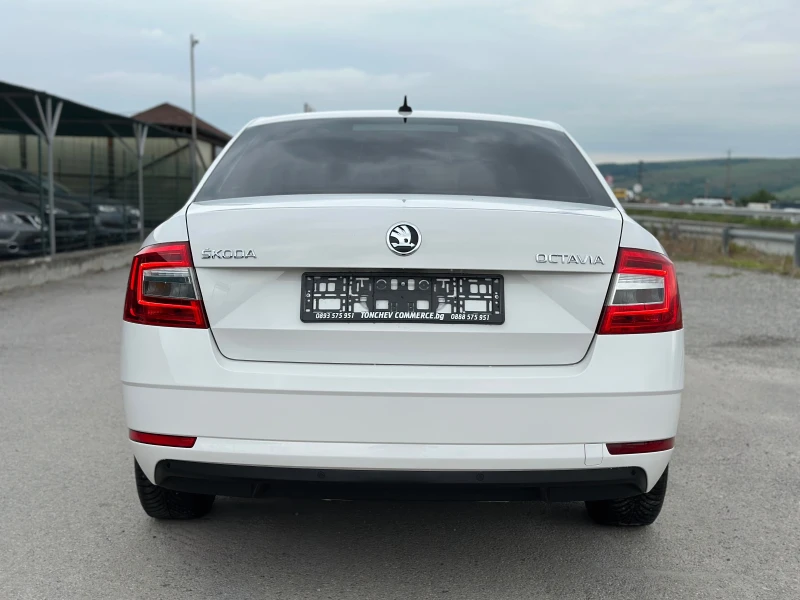 Skoda Octavia 1.6-TDI-172.000km-ORIGINAL-TOP-NEW-NAVI-LED, снимка 5 - Автомобили и джипове - 50471260