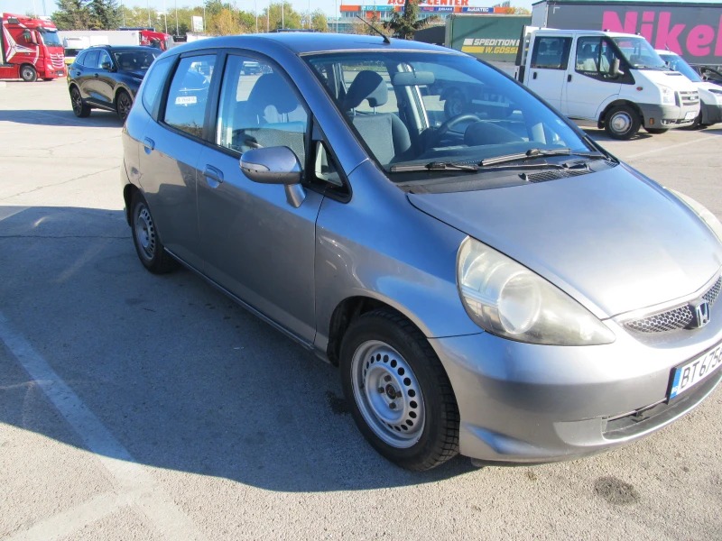 Honda Jazz, снимка 2 - Автомобили и джипове - 52257347