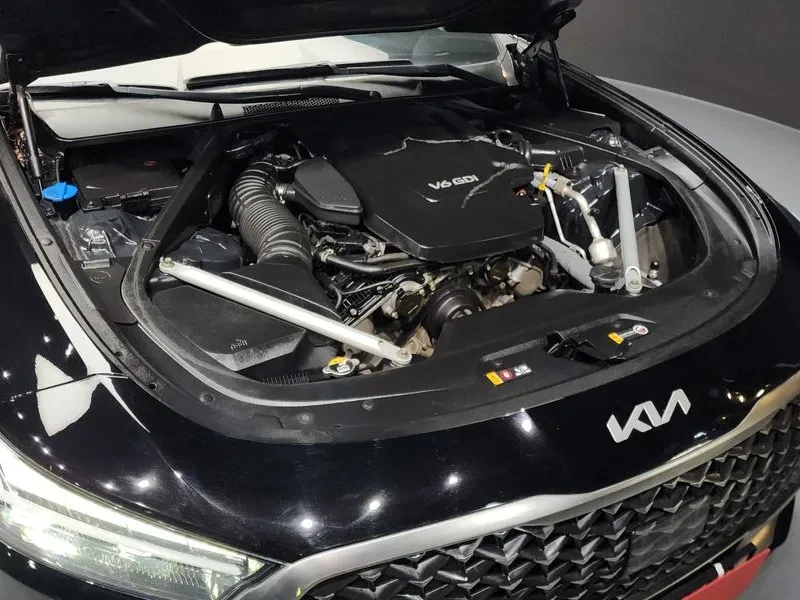 Kia K9 3.8 Gdi Awd Platinum, снимка 6 - Автомобили и джипове - 55740046