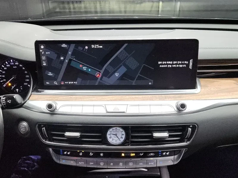 Kia K9 3.8 Gdi Awd Platinum, снимка 14 - Автомобили и джипове - 55740046