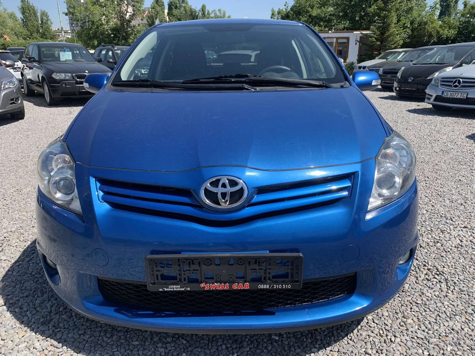 Toyota Auris 1.8/147k.c - изображение 7