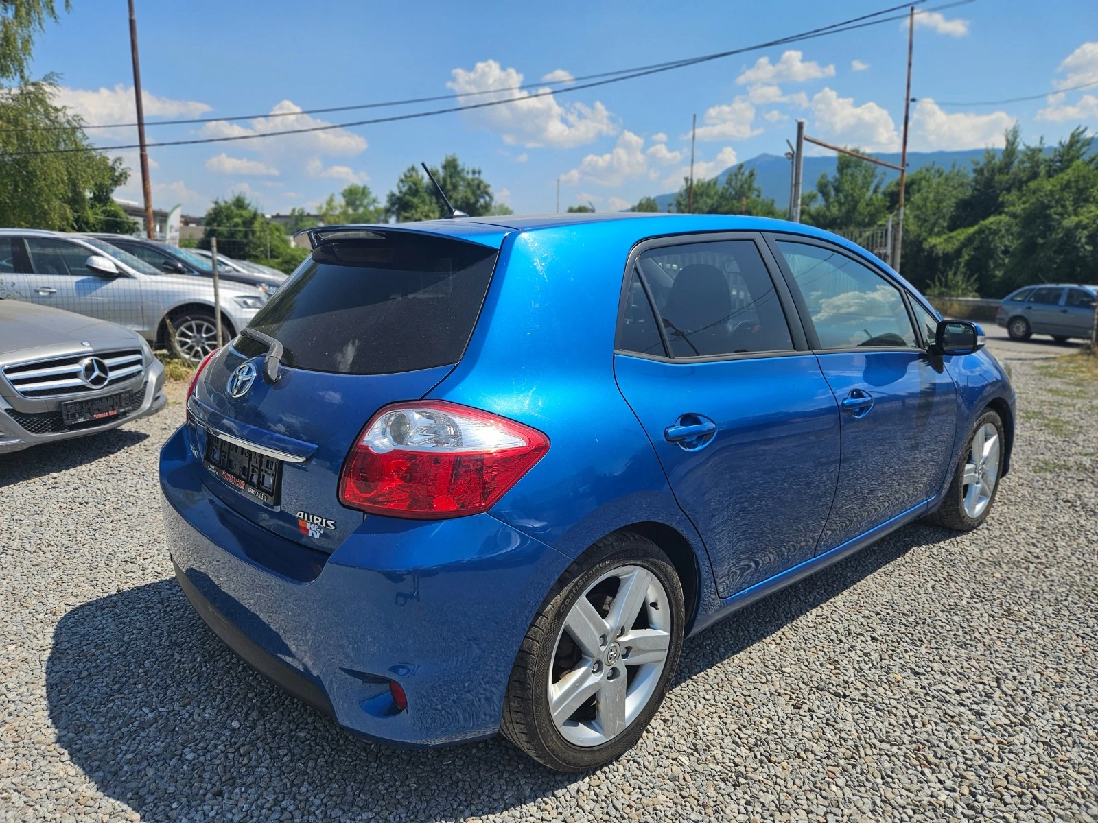 Toyota Auris 1.8/147k.c - изображение 5