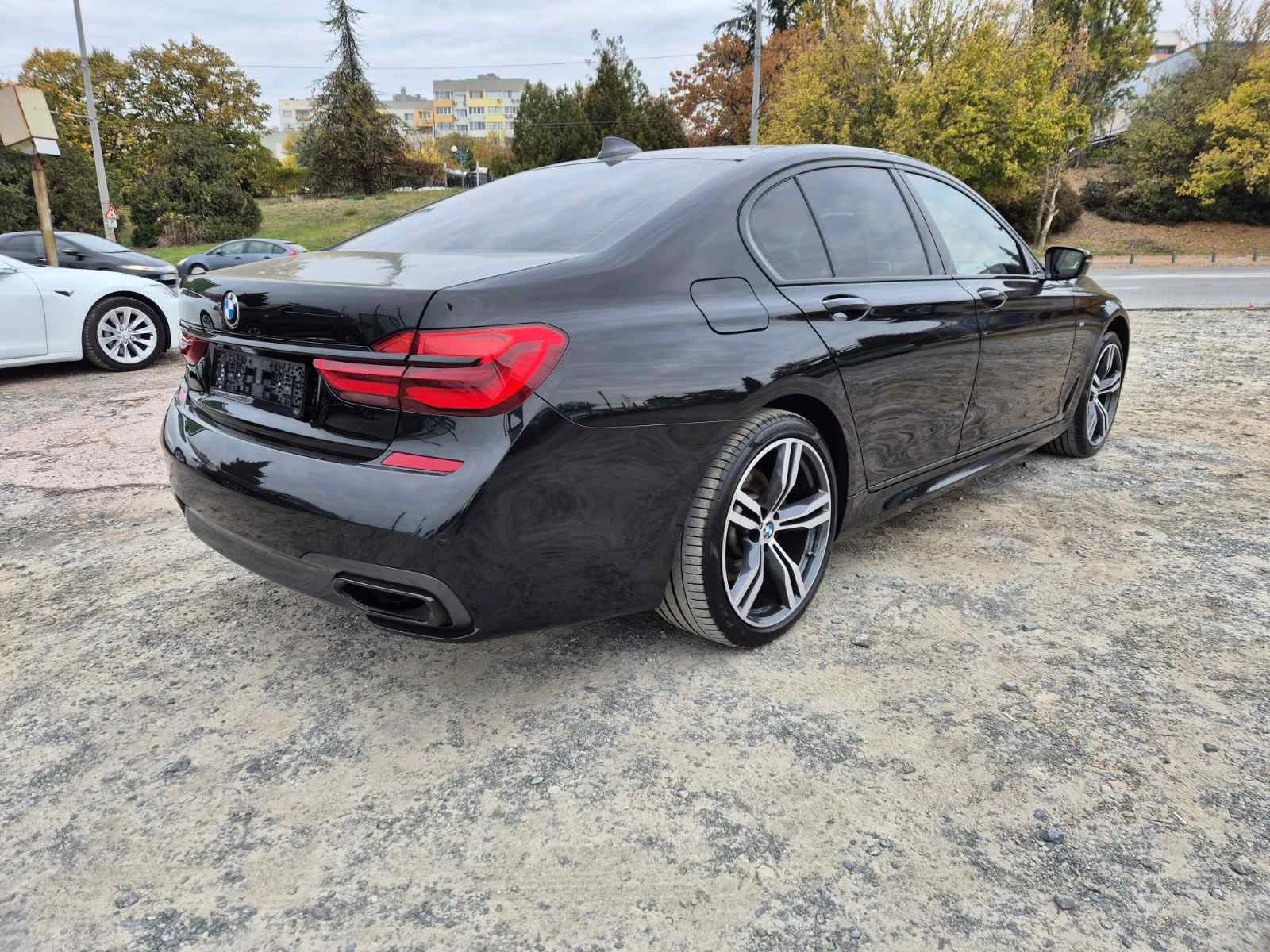 BMW 730 d XDrive M-Pack - изображение 5