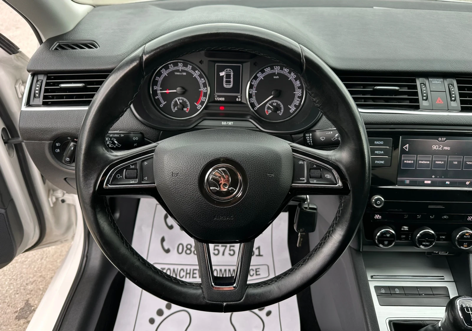 Skoda Octavia 1.6-TDI-172.000km-ORIGINAL-TOP-NEW-NAVI-LED - изображение 9