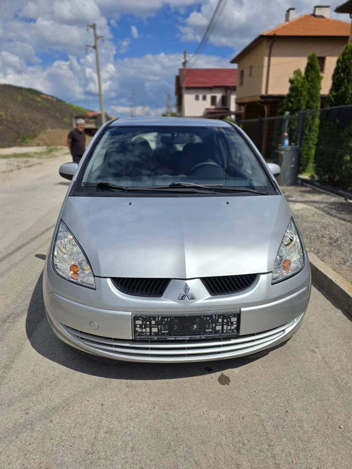 Mitsubishi Colt  - изображение 7
