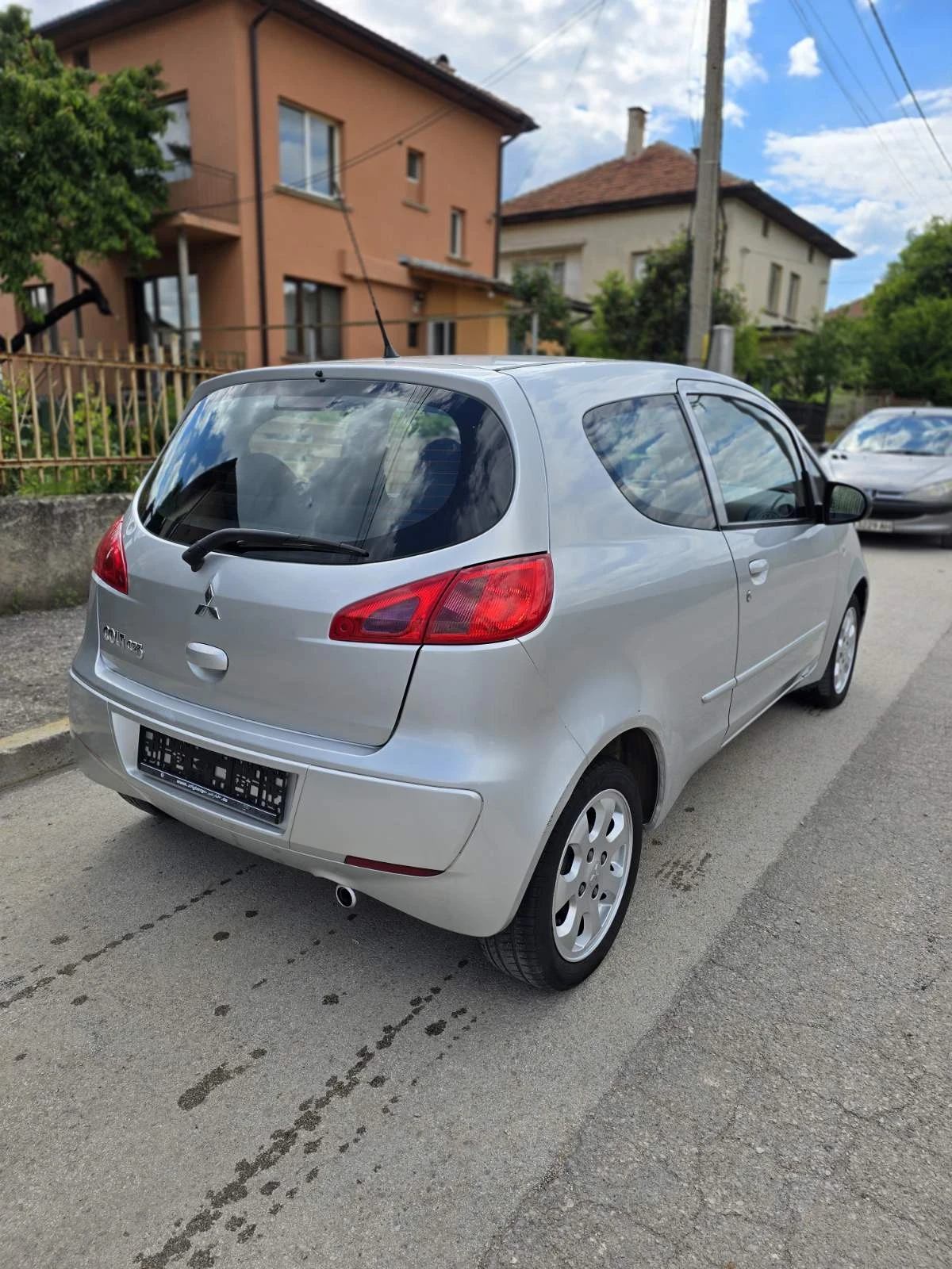 Mitsubishi Colt  - изображение 3