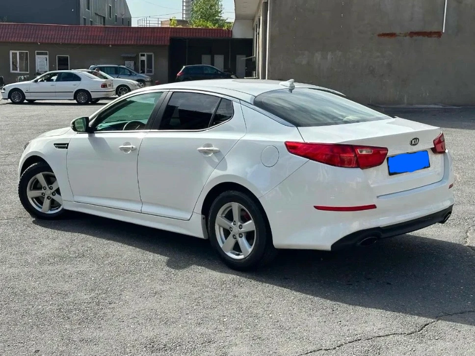 Kia K5 LPI Automatic - изображение 4
