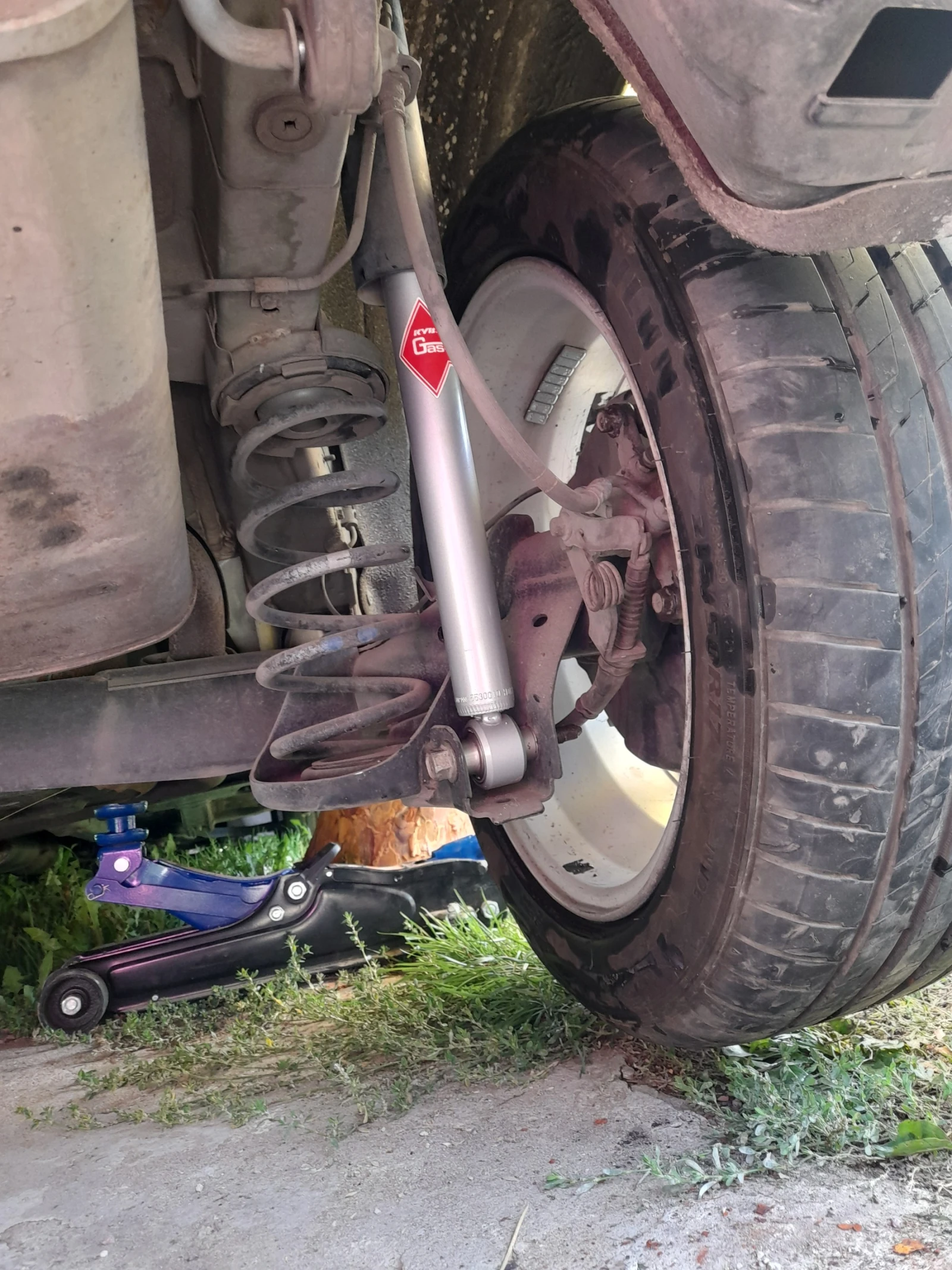 Kia Carens LPI  6+ 1 места - изображение 7