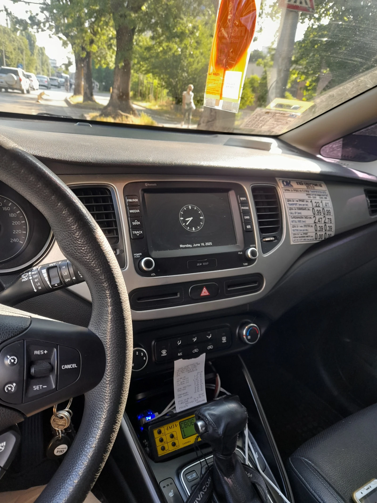 Kia Carens LPI  6+ 1 места - изображение 3