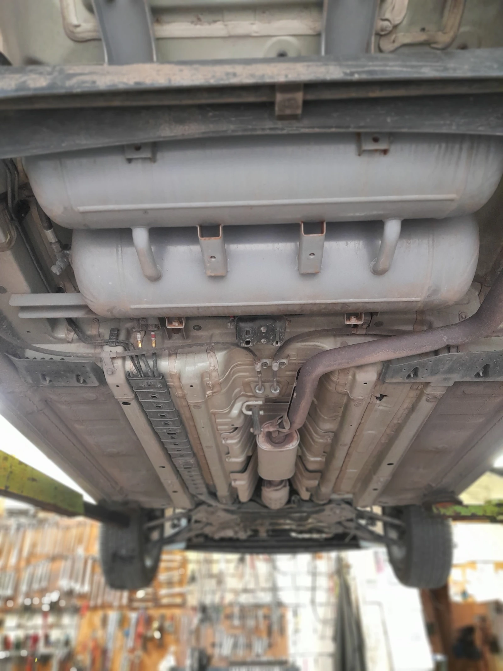 Kia Carens LPI  6+ 1 места - изображение 8