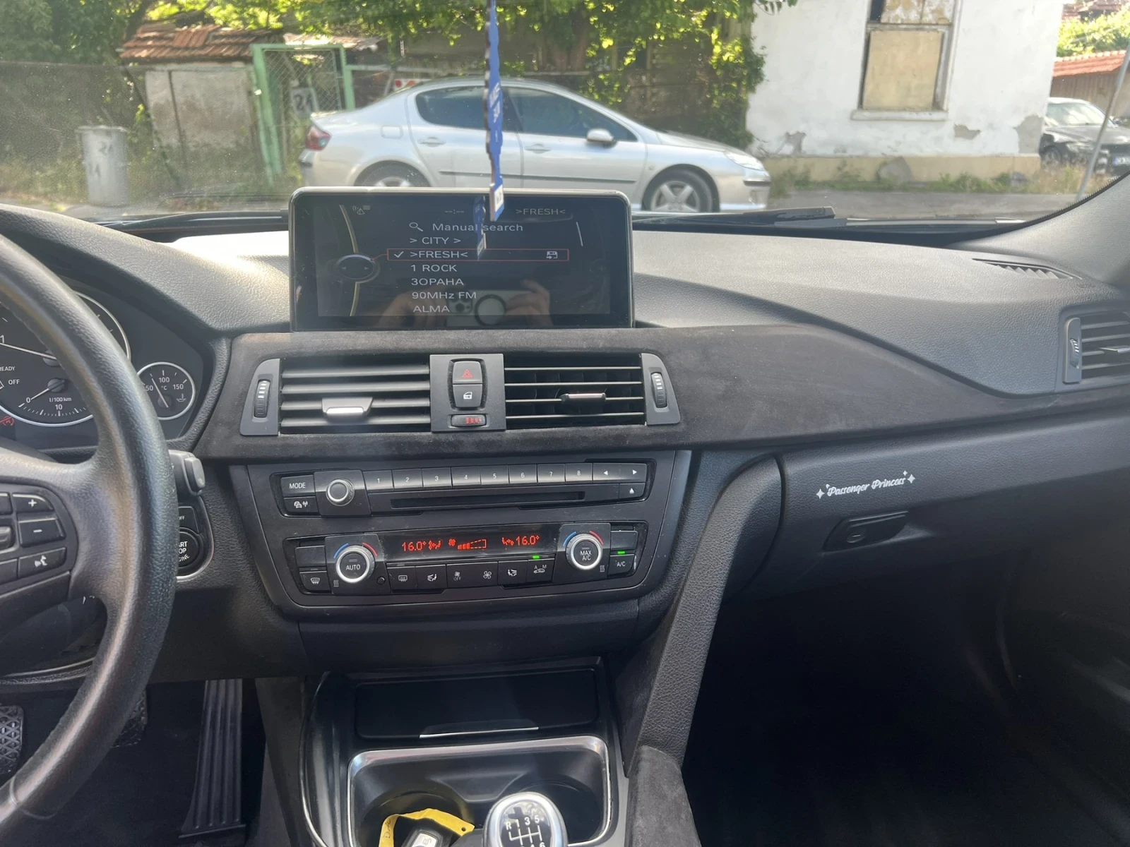 BMW 320 320d - изображение 9