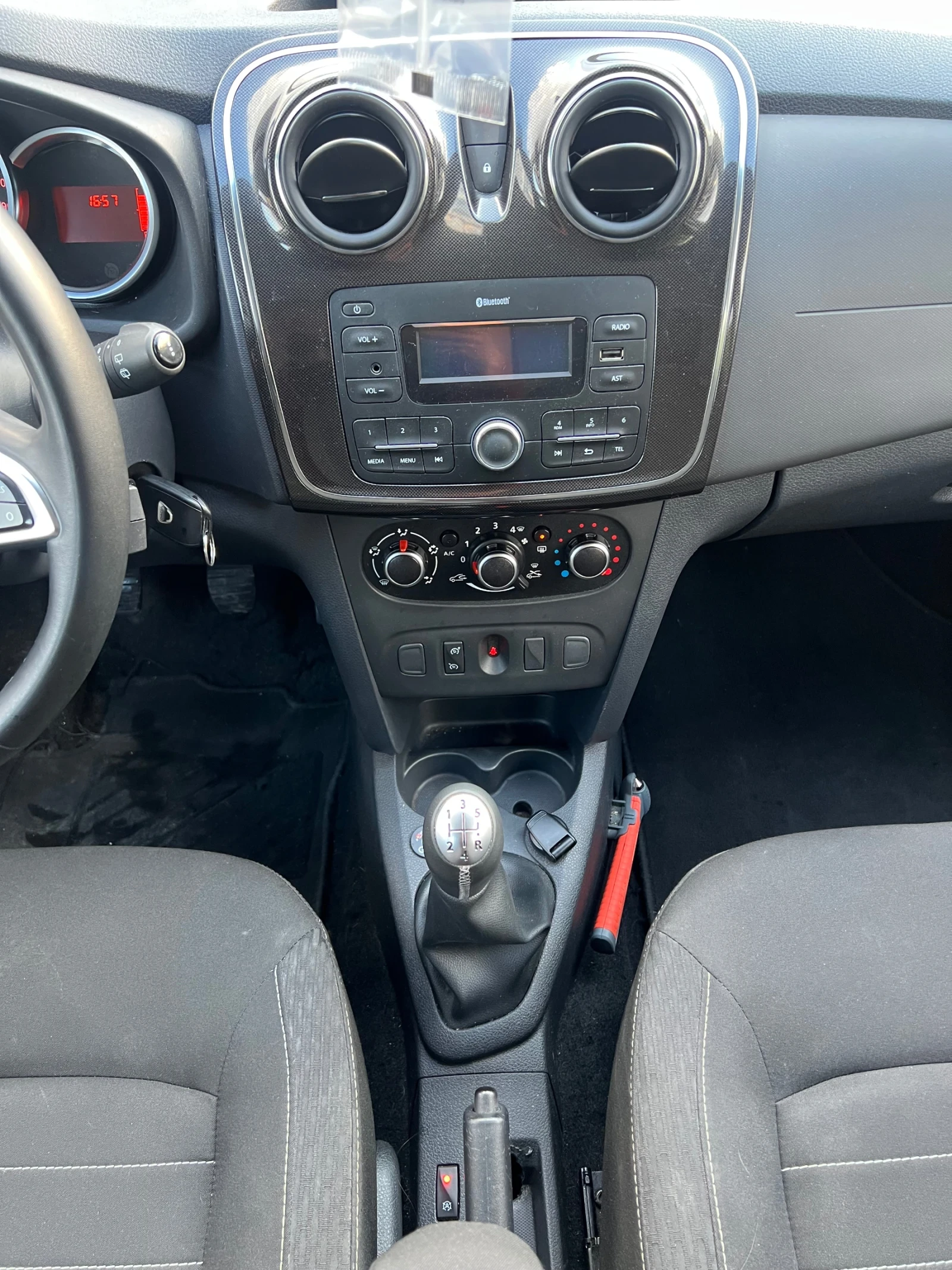 Dacia Logan * 1.0TCe* 100hp* LPG* КЛИМАТИК* 2020г*  | Mobile.bg — изображение 11