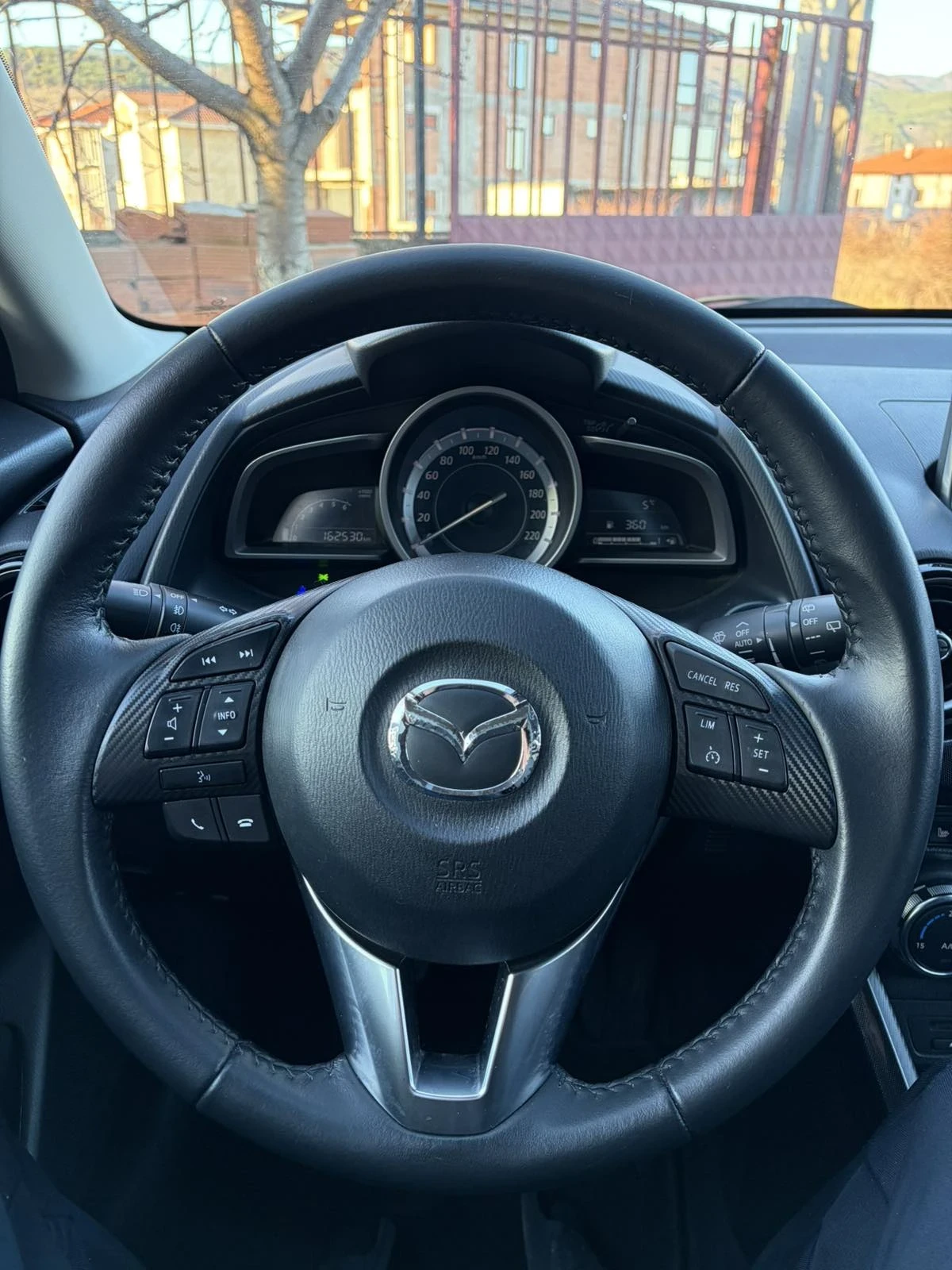 Mazda 2 1.5/90�/EURO6/��������� ���������! | Mobile.bg � ����������� 6