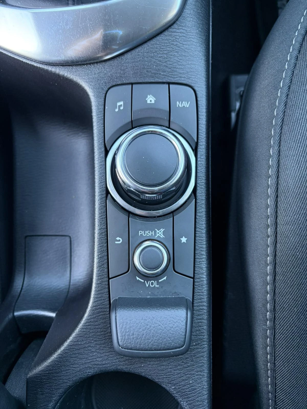 Mazda 2 1.5/90�/EURO6/��������� ���������! | Mobile.bg � ����������� 12