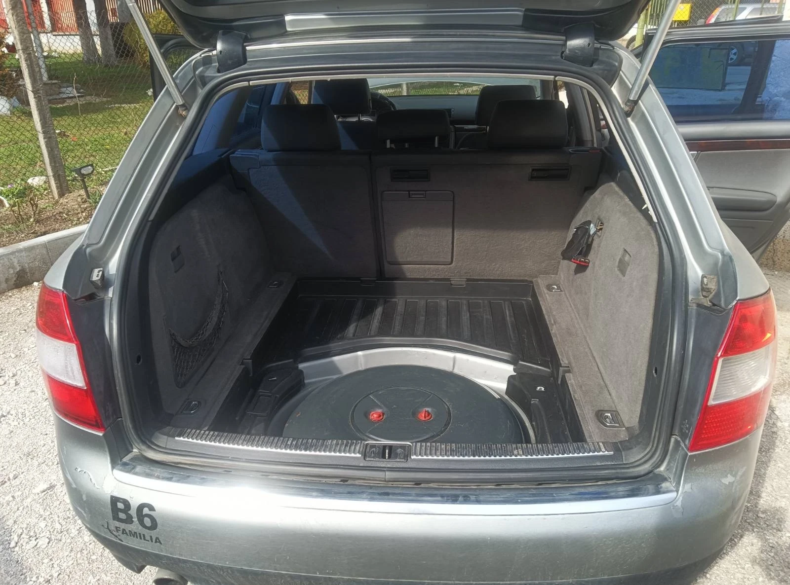 Audi A4 1.8, снимка 2 - Автомобили и джипове - 53772558