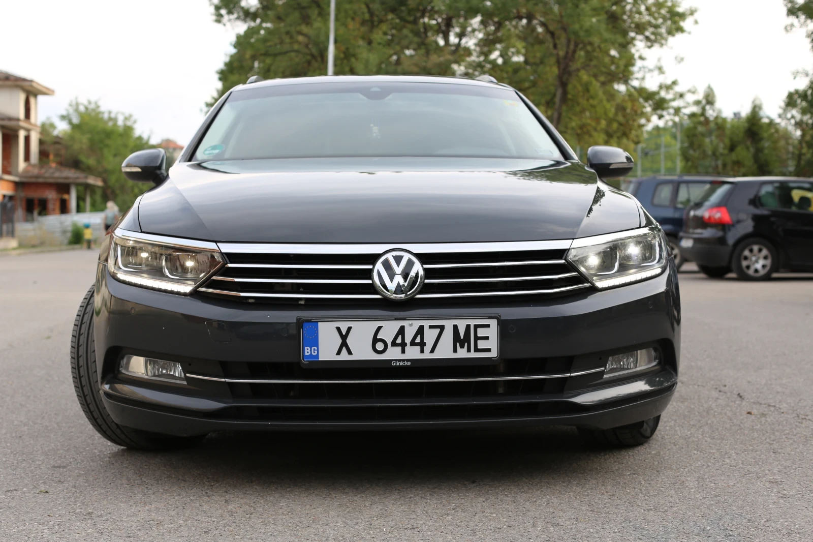VW Passat Панорама, LED фарове, Масаж , снимка 3 - Автомобили и джипове - 53865984