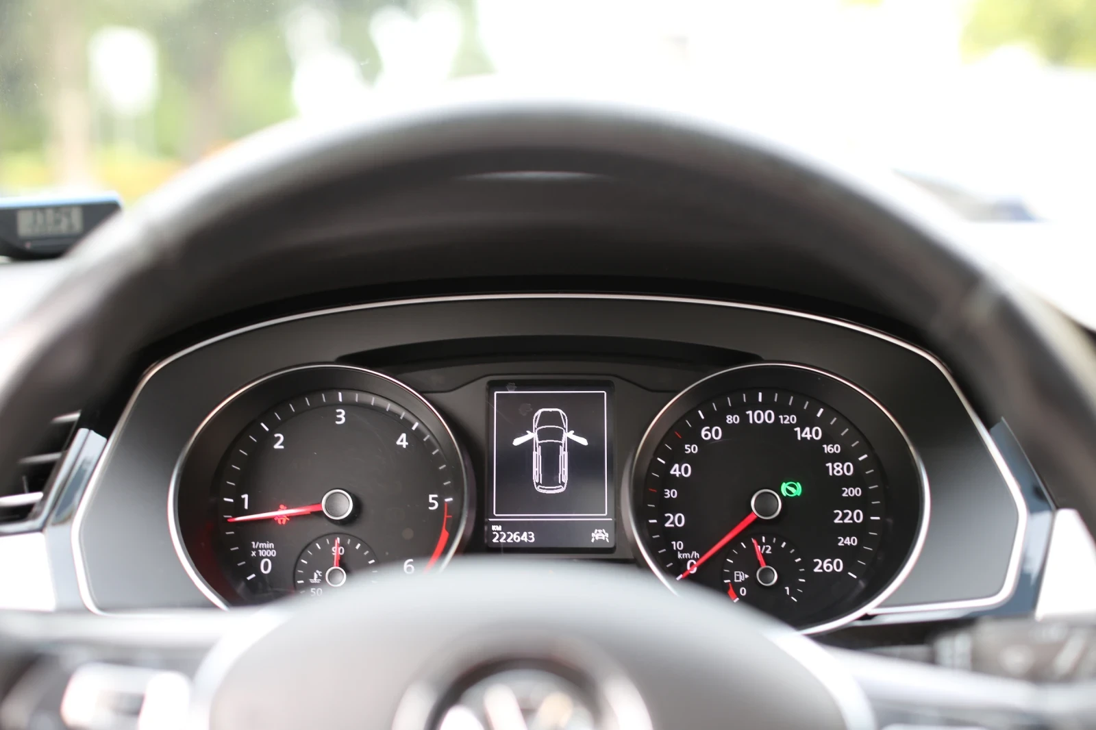 VW Passat Панорама, LED фарове, Масаж , снимка 10 - Автомобили и джипове - 53865984