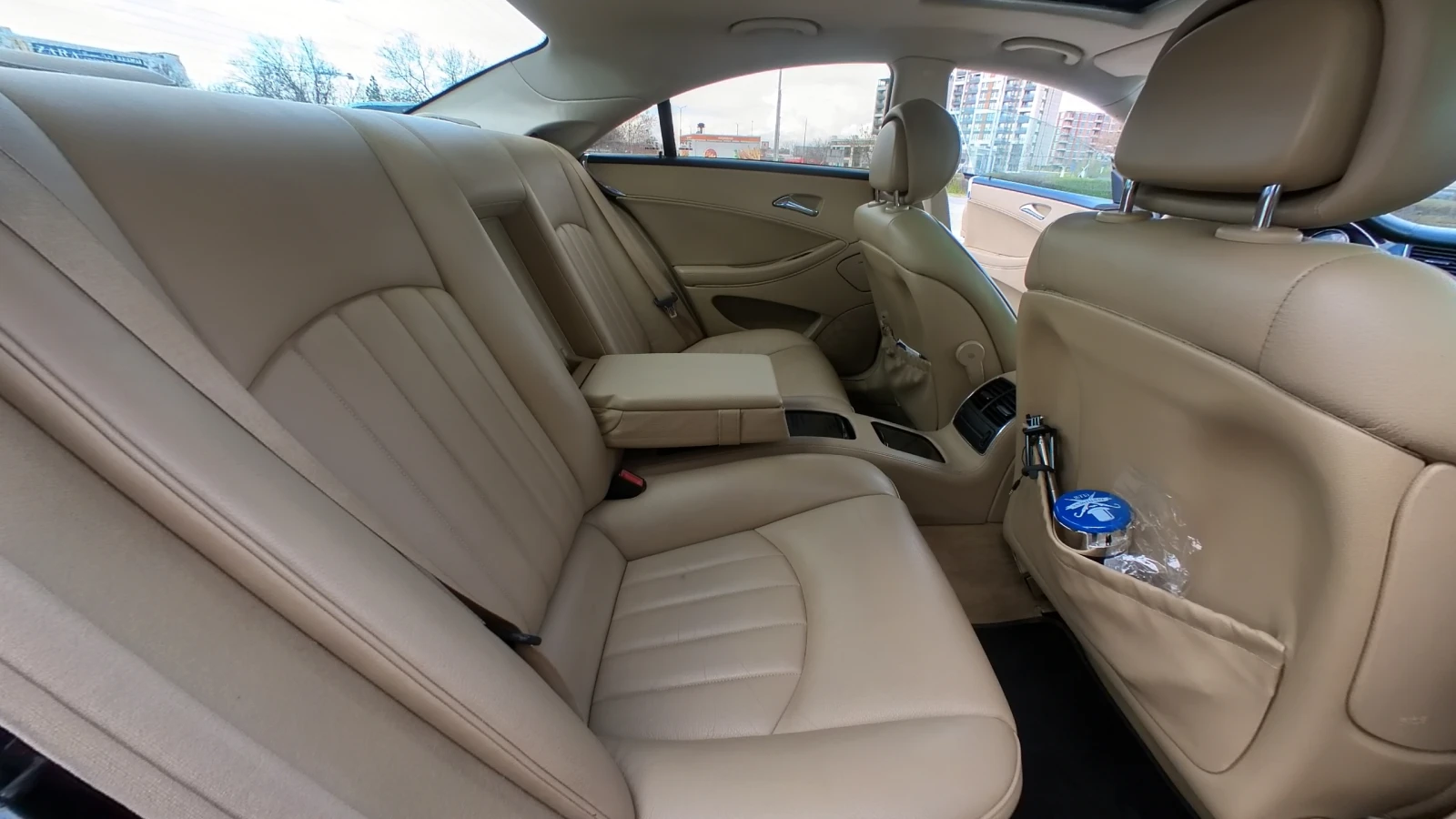 Mercedes-Benz CLS 320 AMG, снимка 10 - Автомобили и джипове - 54011074