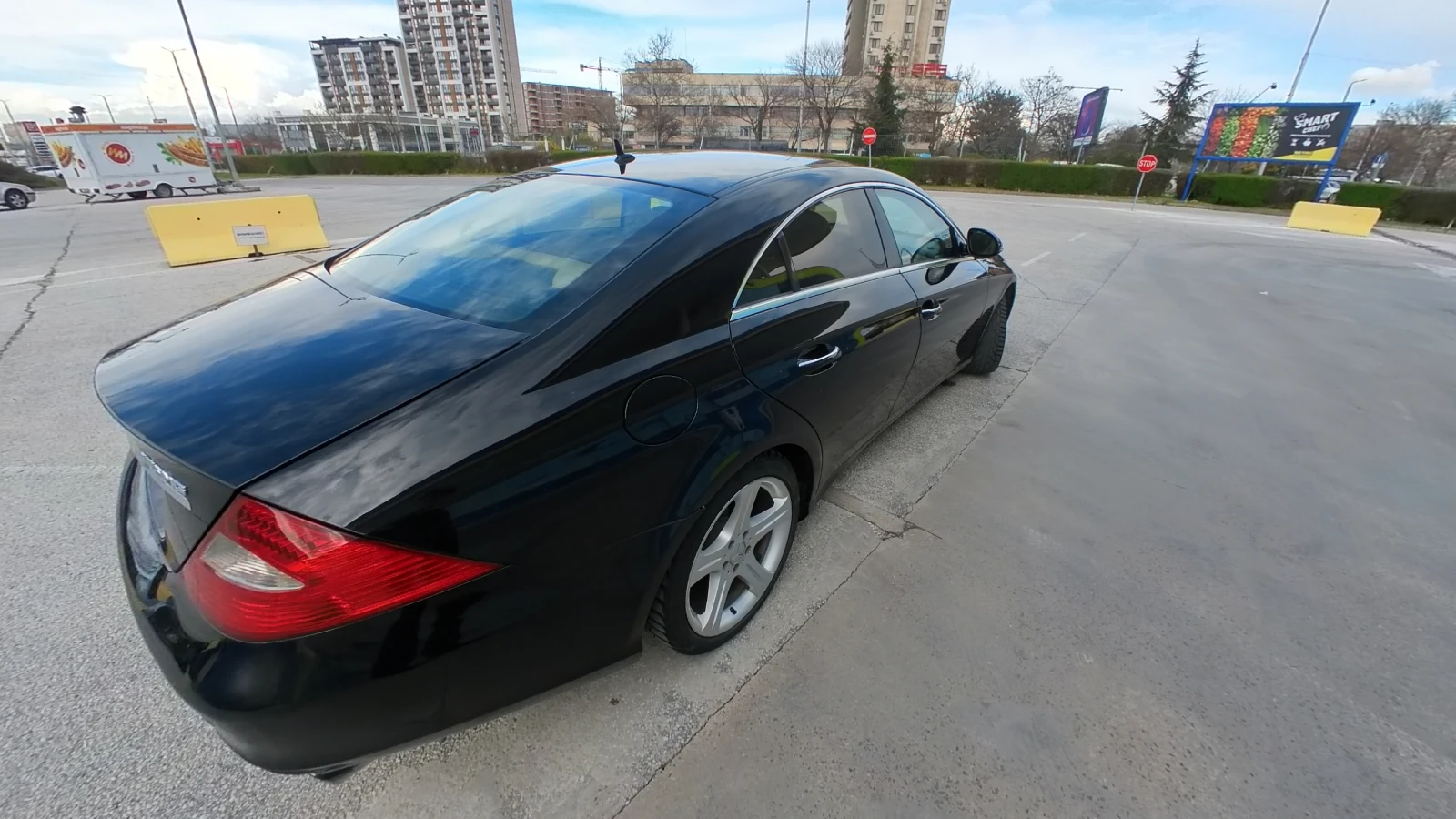 Mercedes-Benz CLS 320 AMG, снимка 2 - Автомобили и джипове - 54011074