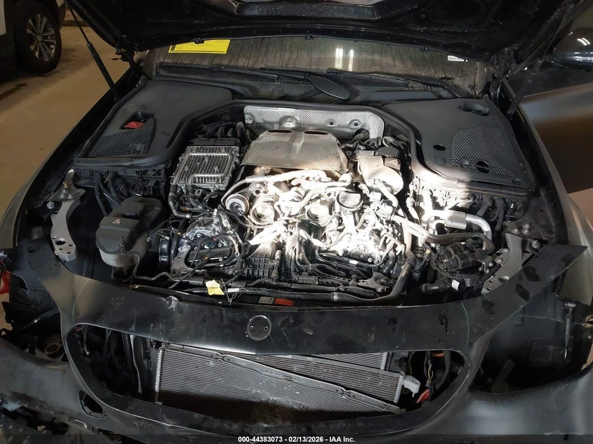 Mercedes-Benz E 63 AMG 4L V8   N All Wheel Drive | Mobile.bg � ����������� 10