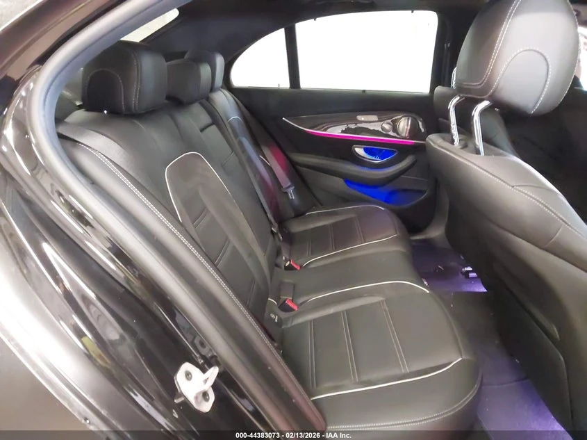 Mercedes-Benz E 63 AMG 4L V8   N All Wheel Drive | Mobile.bg � ����������� 8