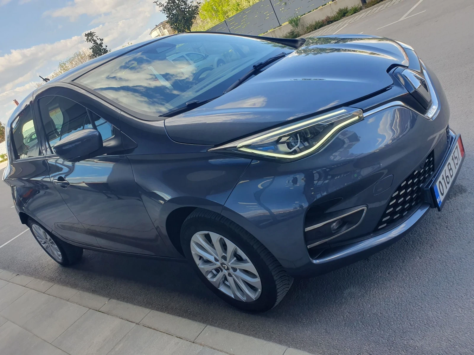Renault Zoe 52kw  FULL  KAMERA PODGREV  SEDALKI VOLAN