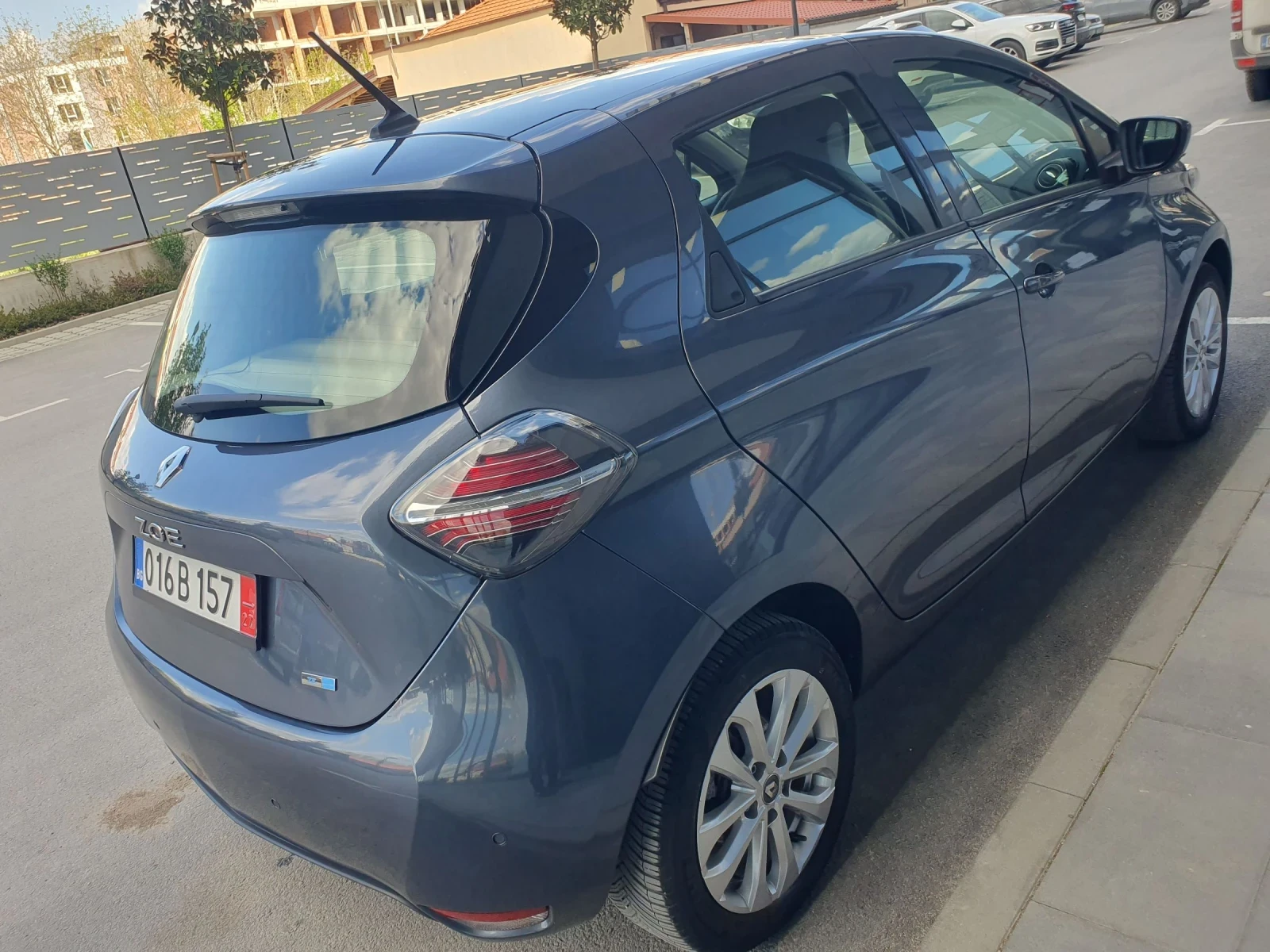 Renault Zoe 52kwh  FULL  KAMERA PODGREV  SEDALKI VOLAN | Mobile.bg � ����������� 6