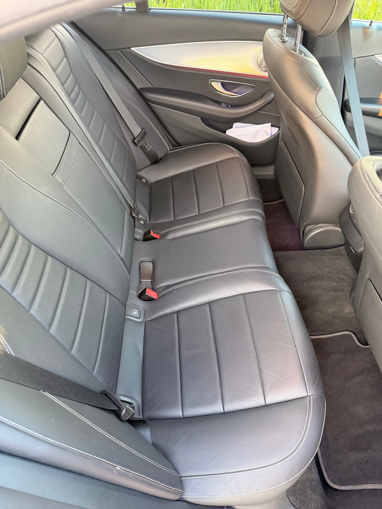 Mercedes-Benz E 220 4matic 360 камера, снимка 13 - Автомобили и джипове - 54476735