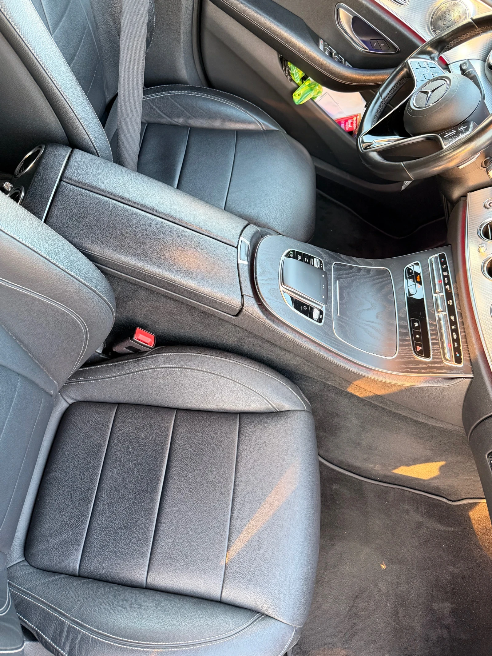 Mercedes-Benz E 220 4matic 360 камера, снимка 14 - Автомобили и джипове - 54476735