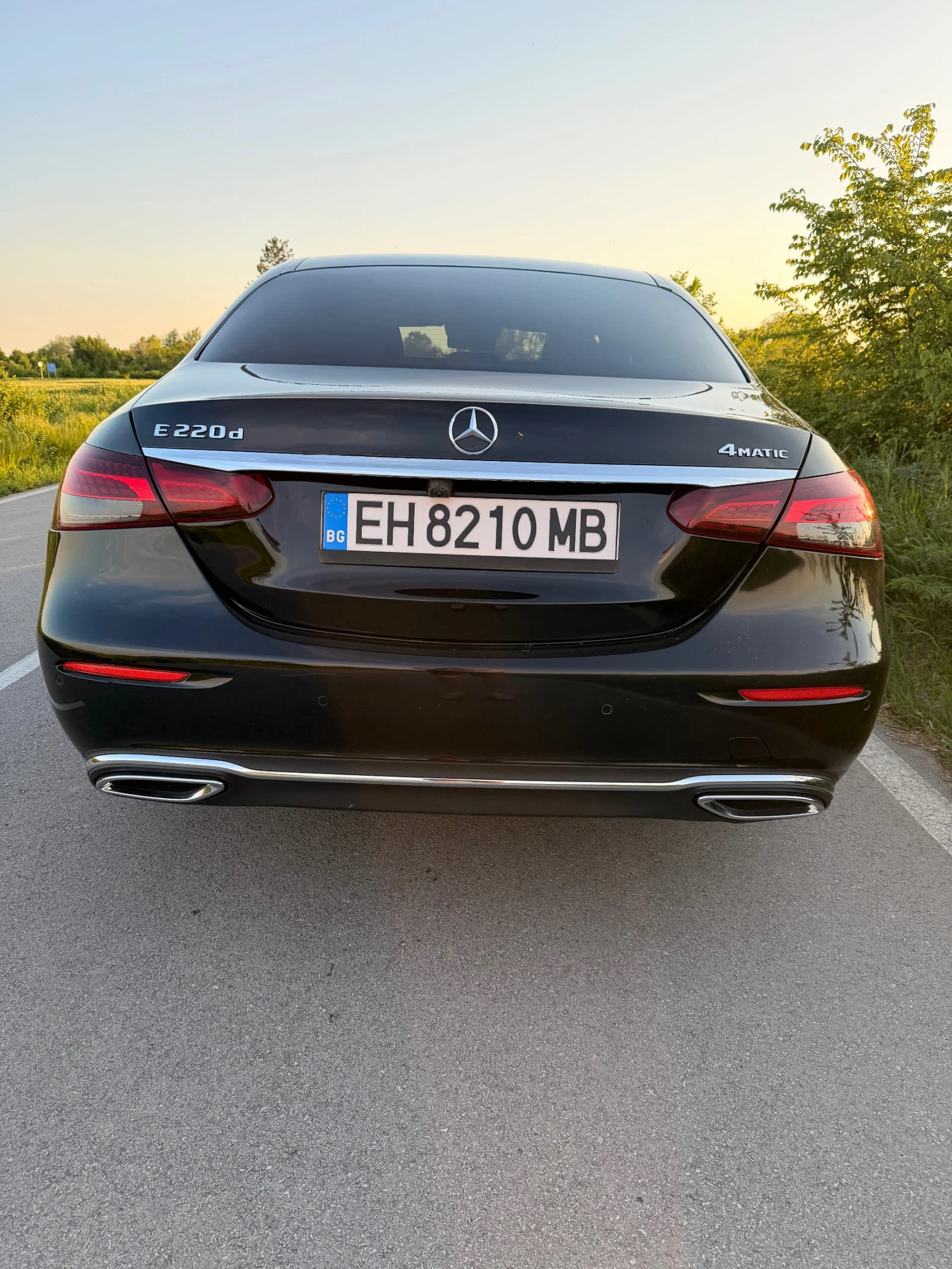Mercedes-Benz E 220 4matic 360 камера, снимка 8 - Автомобили и джипове - 54476735