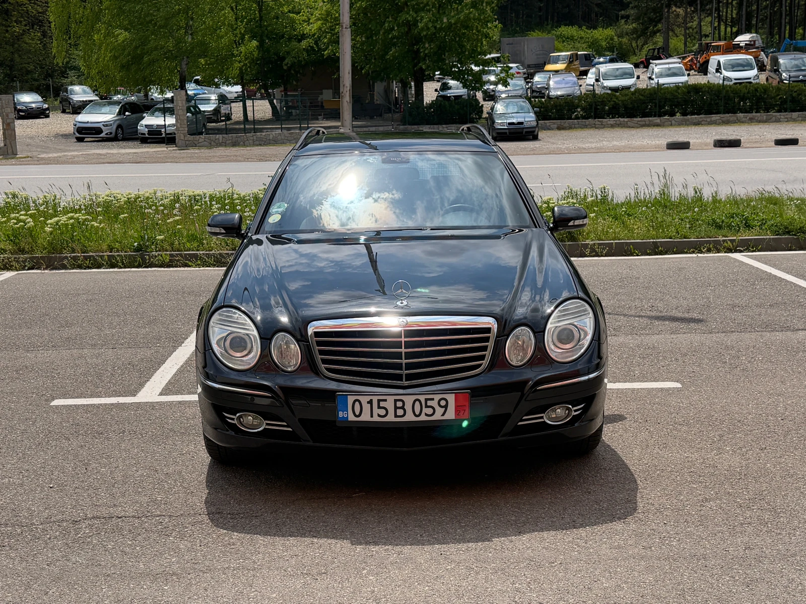 Mercedes-Benz E 350 Швейцария, снимка 4 - Автомобили и джипове - 54731051