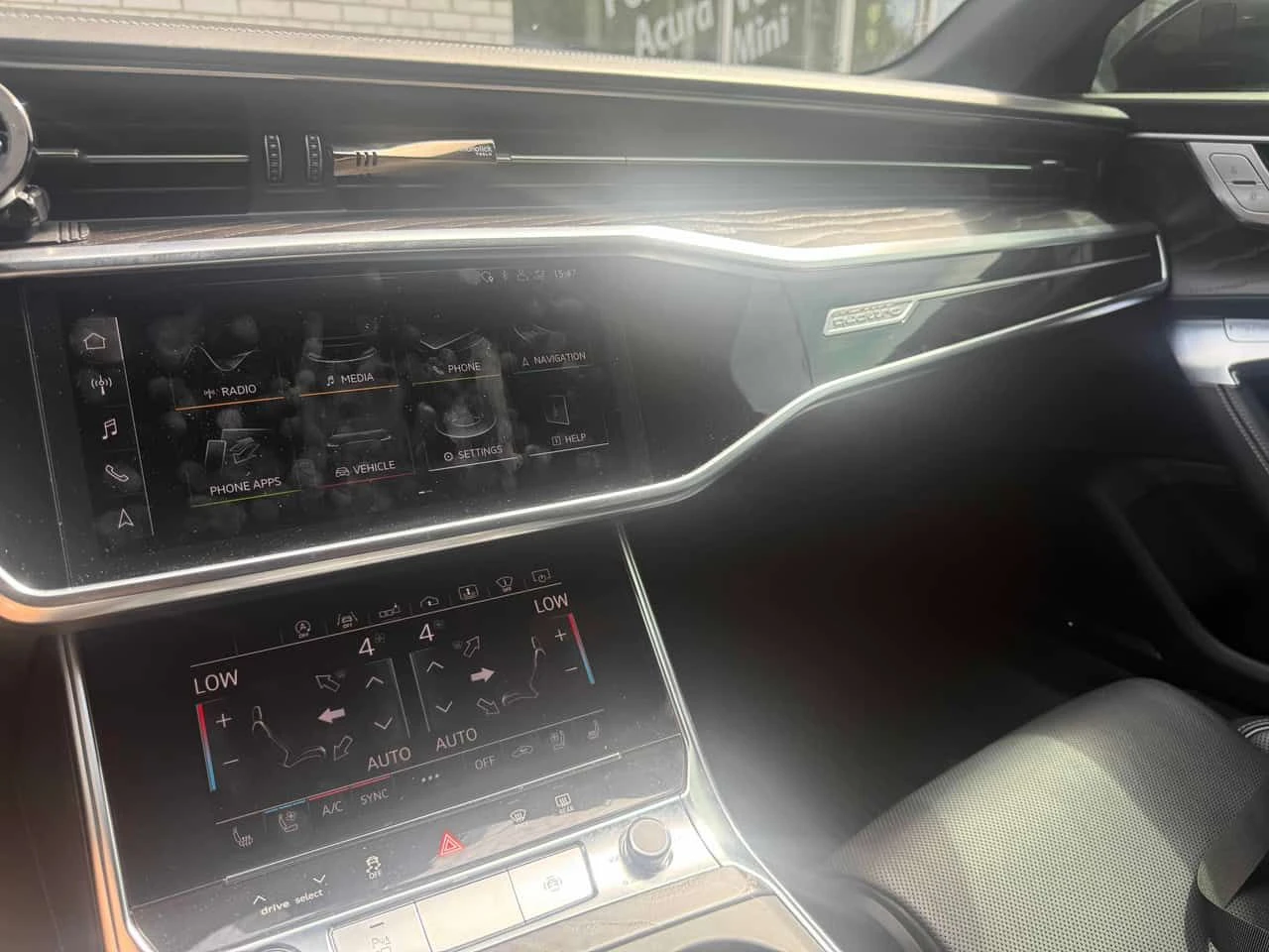 Audi A6 Technik S LINE/ОБДУХВАНЕ/ПАНОРАМА/360/ДИСТРОНИК, снимка 9 - Автомобили и джипове - 54808659