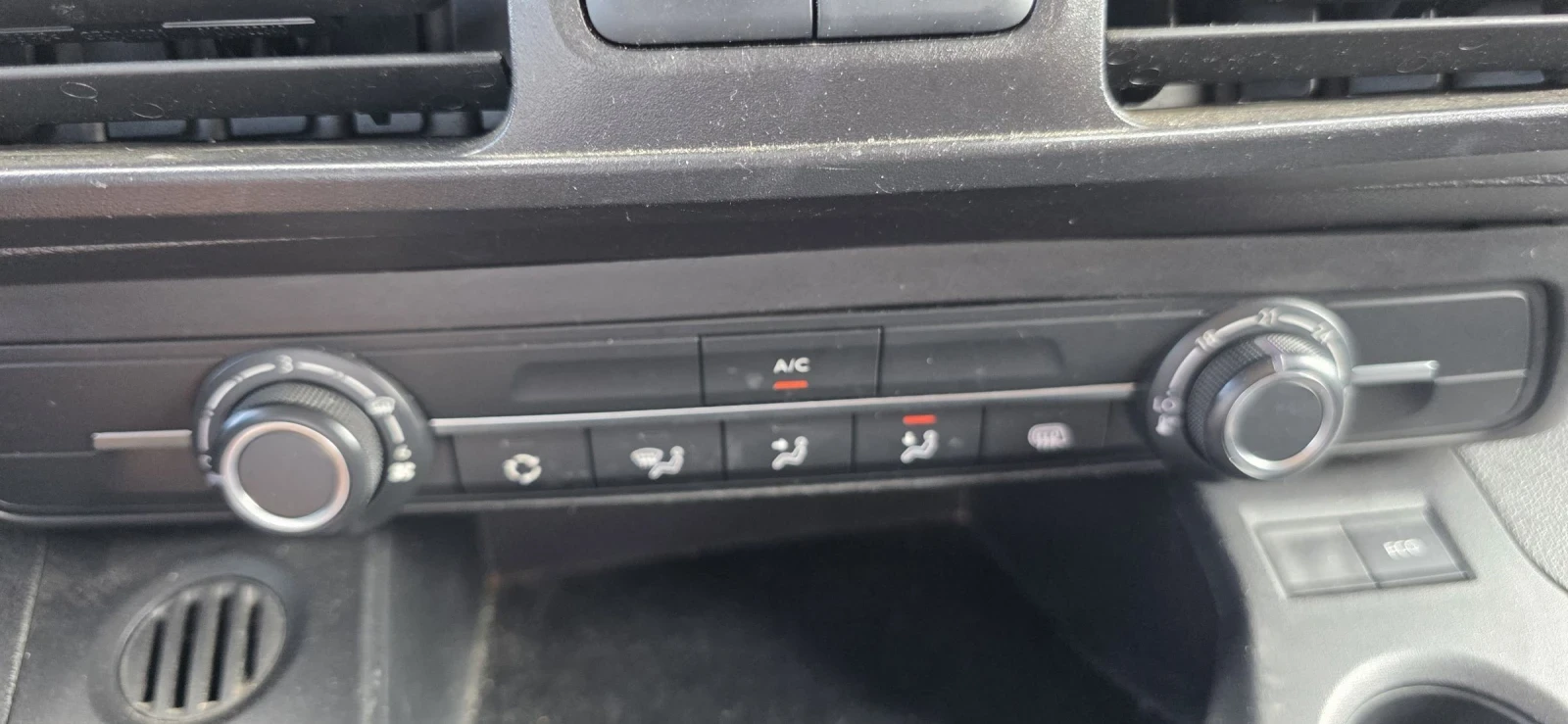 Peugeot Partner 1.5 HDI-Automato-130hp-N1, снимка 13 - Автомобили и джипове - 55068368