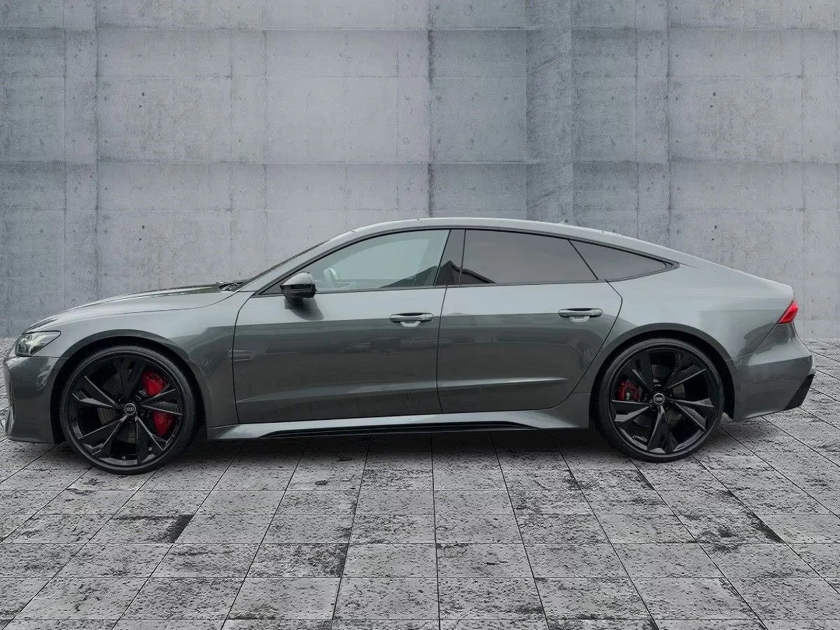 Audi Rs7 PERFORMANCE / DYNAMIC / B&O / MATRIX / 360 / HUD /, снимка 3 - Автомобили и джипове - 55129347