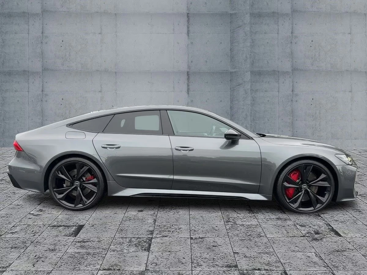 Audi Rs7 PERFORMANCE / DYNAMIC / B&O / MATRIX / 360 / HUD /, снимка 6 - Автомобили и джипове - 55129347