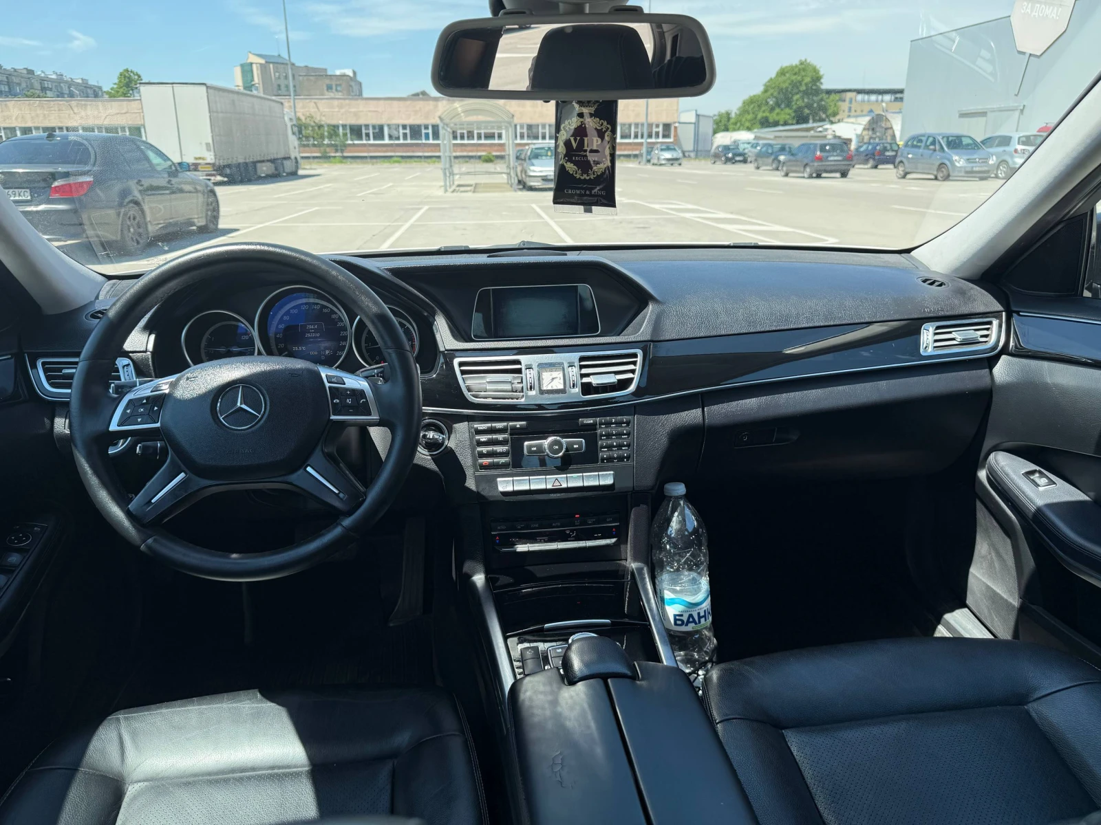 Mercedes-Benz E 200 2.0 CDI, снимка 9 - Автомобили и джипове - 55213193