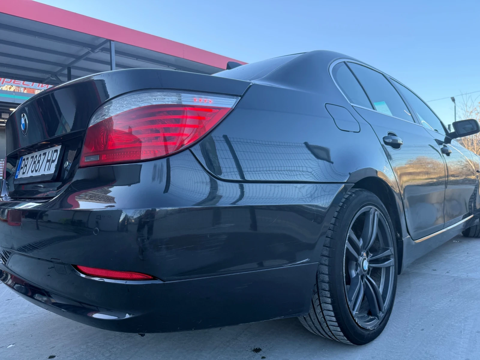 BMW 530, снимка 6 - Автомобили и джипове - 55222376