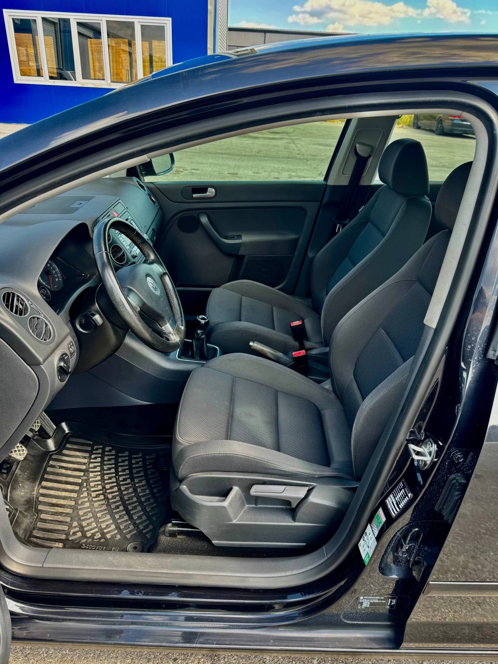 VW Golf Plus, снимка 4 - Автомобили и джипове - 55252250