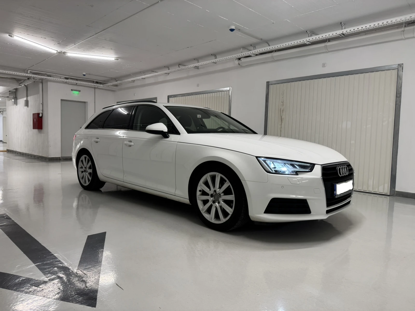 Audi A4, снимка 3 - Автомобили и джипове - 55750789