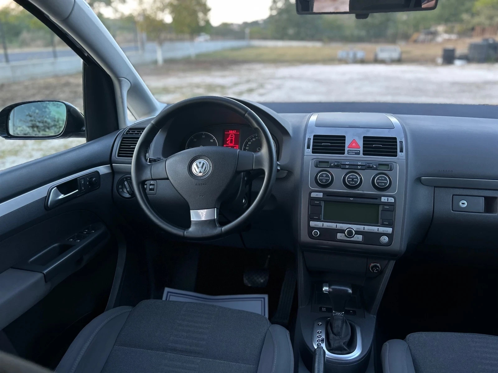 VW Touran 2.0TDI Highline DSG 7������ | Mobile.bg � ����������� 7