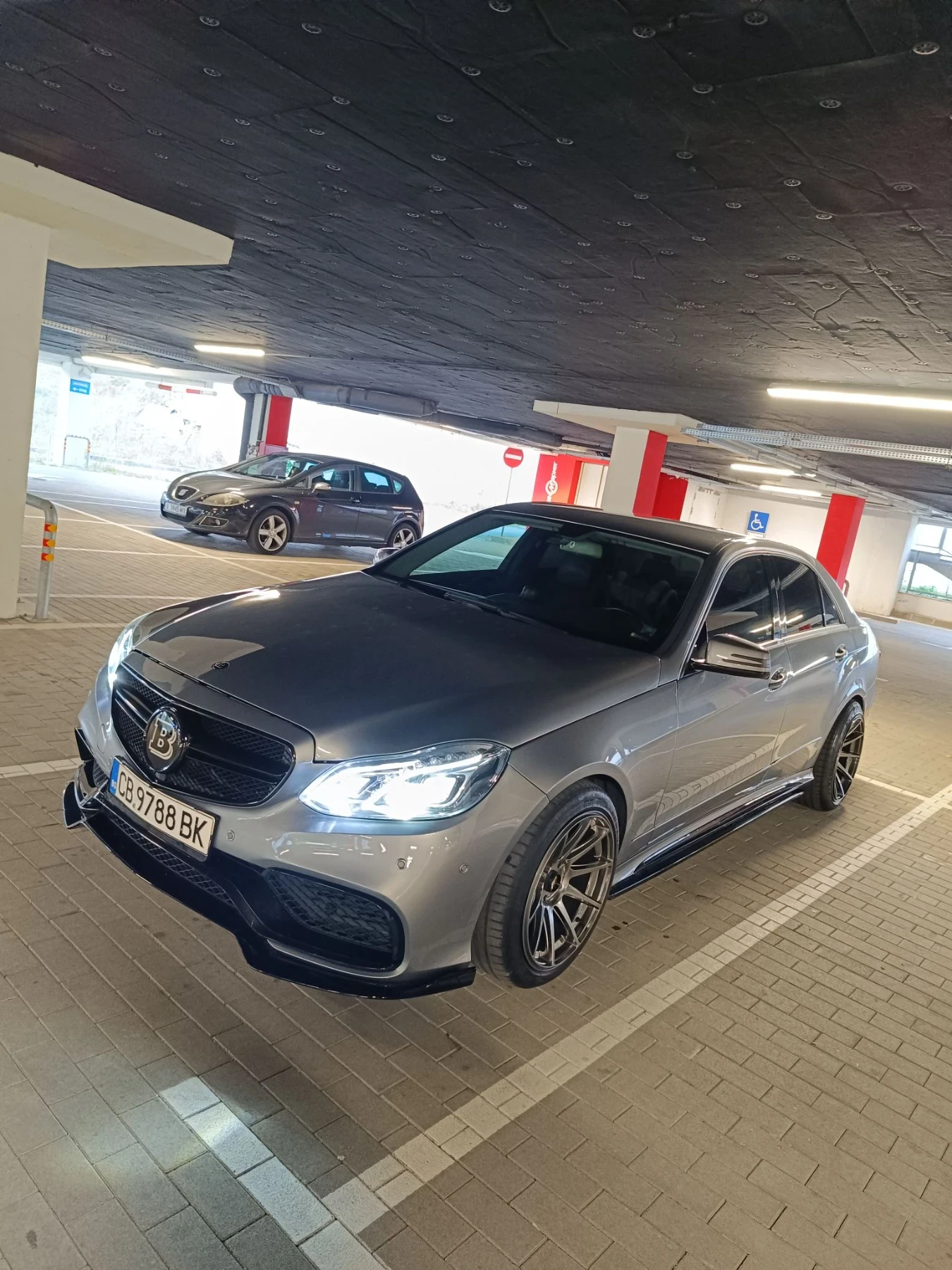 Mercedes-Benz E 350 Brabus , снимка 17 - Автомобили и джипове - 56231449