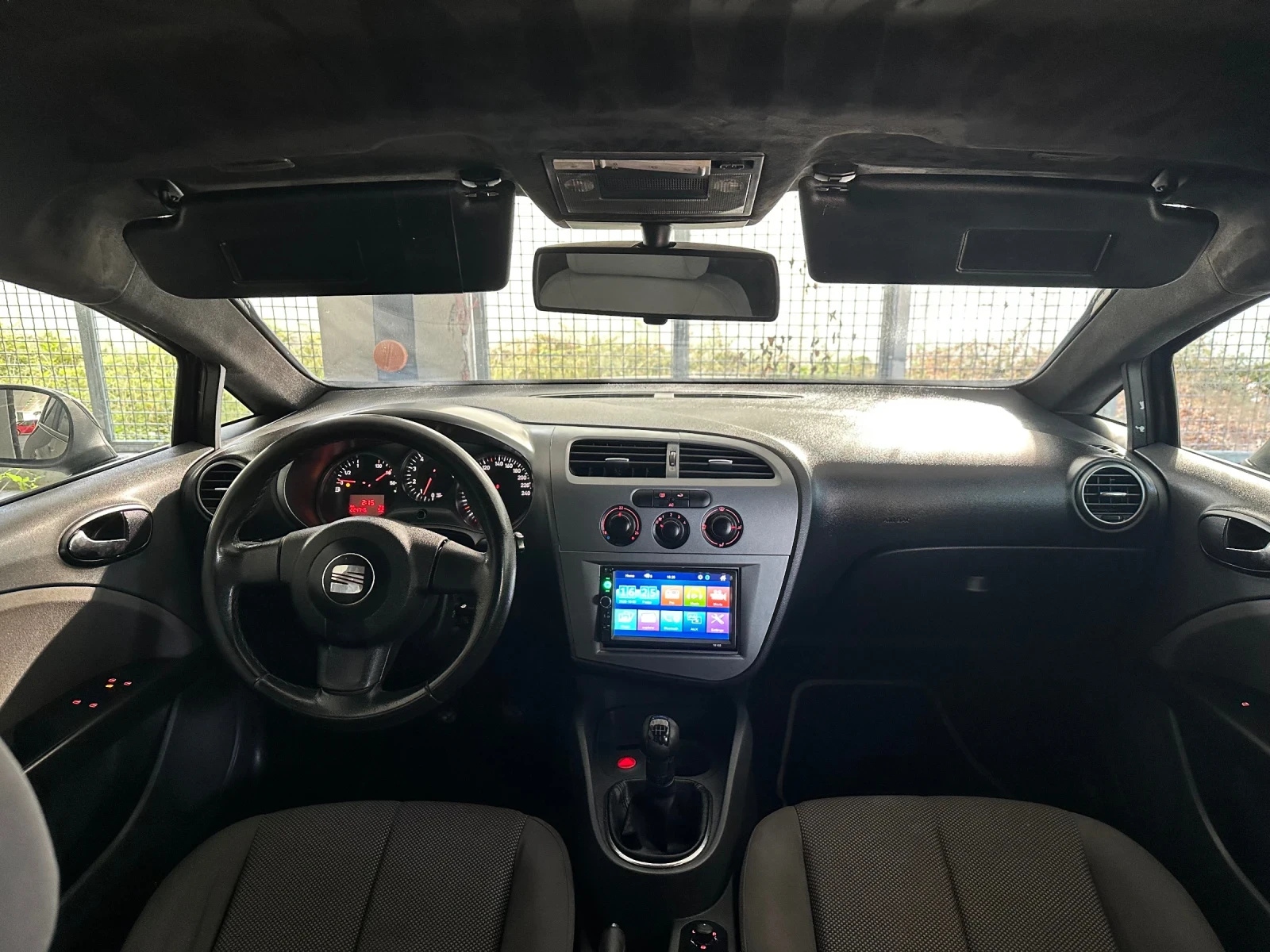 Seat Leon 1.6 MPi Italy Alcantar, снимка 11 - Автомобили и джипове - 56329688
