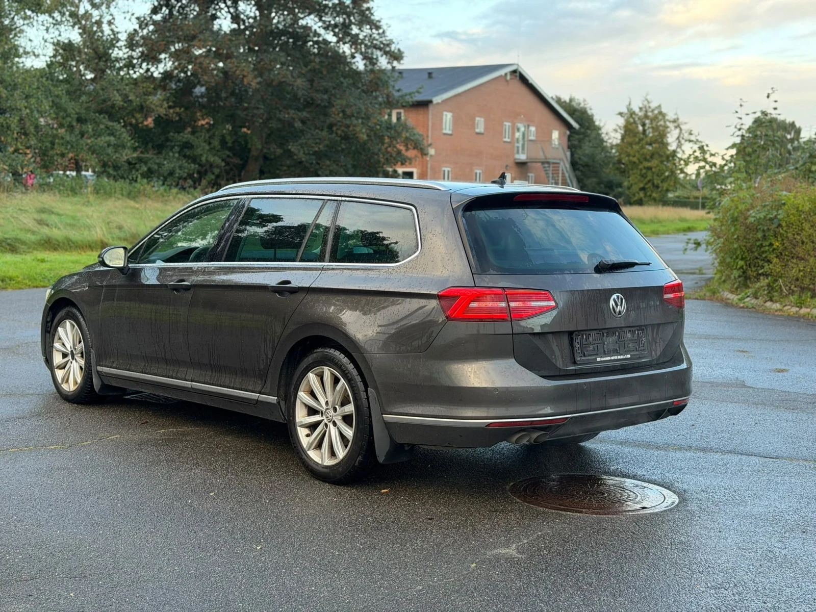VW Passat Highline 190h.p Full Led, снимка 4 - Автомобили и джипове - 56333977