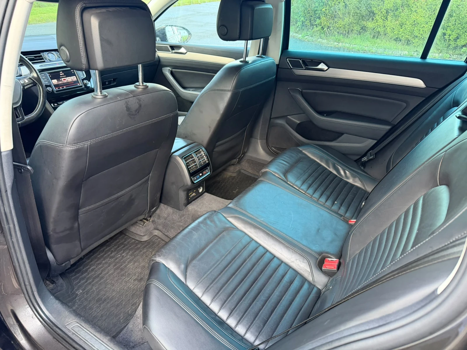 VW Passat Highline 190h.p Full Led, снимка 9 - Автомобили и джипове - 56333977